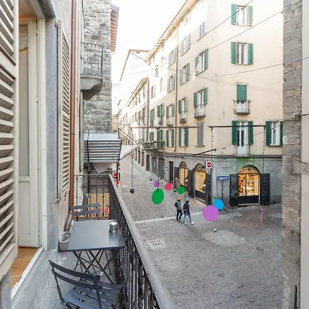Apartman La Dimora Dei Mercanti *